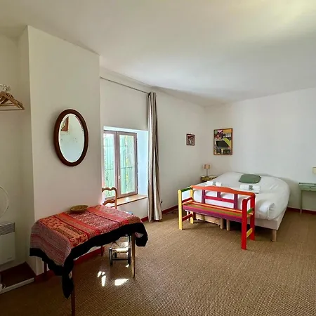 Holiday home Le Magnan - Stone Family In Castries!